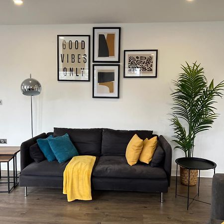הוילה לונדון 3Bed Flat 3Wc And Great Location Near Excel City Airport O2 And Canning Town Station מראה חיצוני תמונה