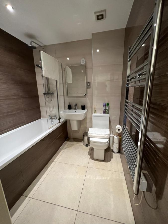 הוילה לונדון 3Bed Flat 3Wc And Great Location Near Excel City Airport O2 And Canning Town Station מראה חיצוני תמונה