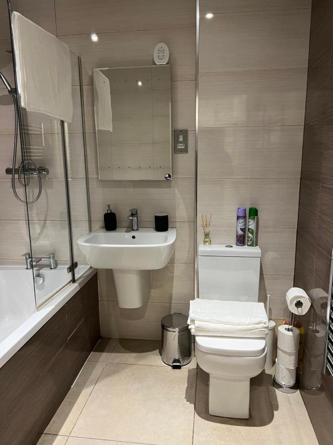 הוילה לונדון 3Bed Flat 3Wc And Great Location Near Excel City Airport O2 And Canning Town Station מראה חיצוני תמונה