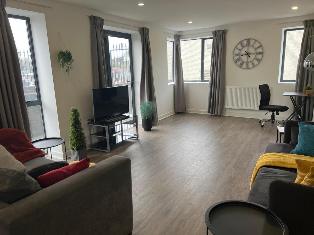 הוילה לונדון 3Bed Flat 3Wc And Great Location Near Excel City Airport O2 And Canning Town Station מראה חיצוני תמונה