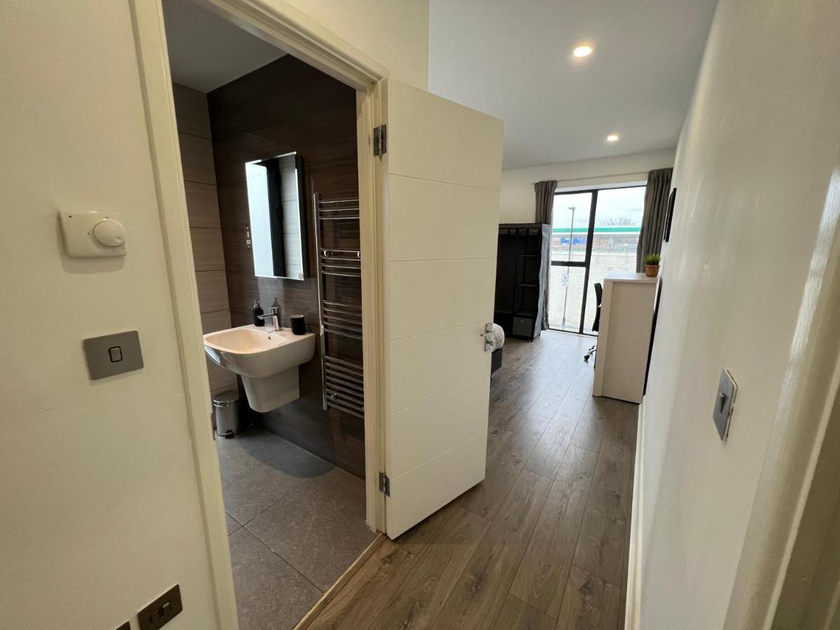 הוילה לונדון 3Bed Flat 3Wc And Great Location Near Excel City Airport O2 And Canning Town Station מראה חיצוני תמונה